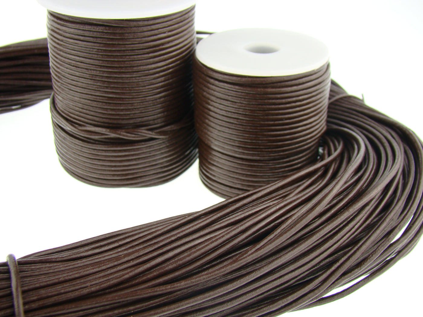 esnado Lederschnur Rund 2 mm - Braun