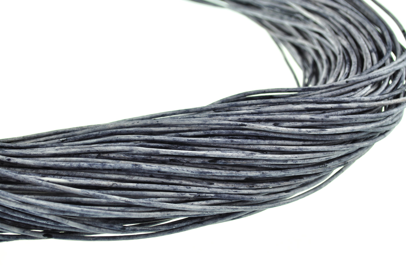 esnado Lederschnur 2mm in Mesh Hell Grau – Echtes Rindsleder