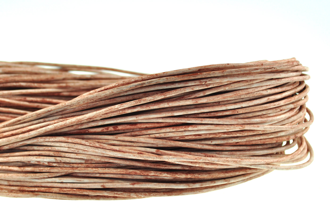 esnado Lederschnur 2mm in Mesh Elfenbein – Echtes Rindsleder