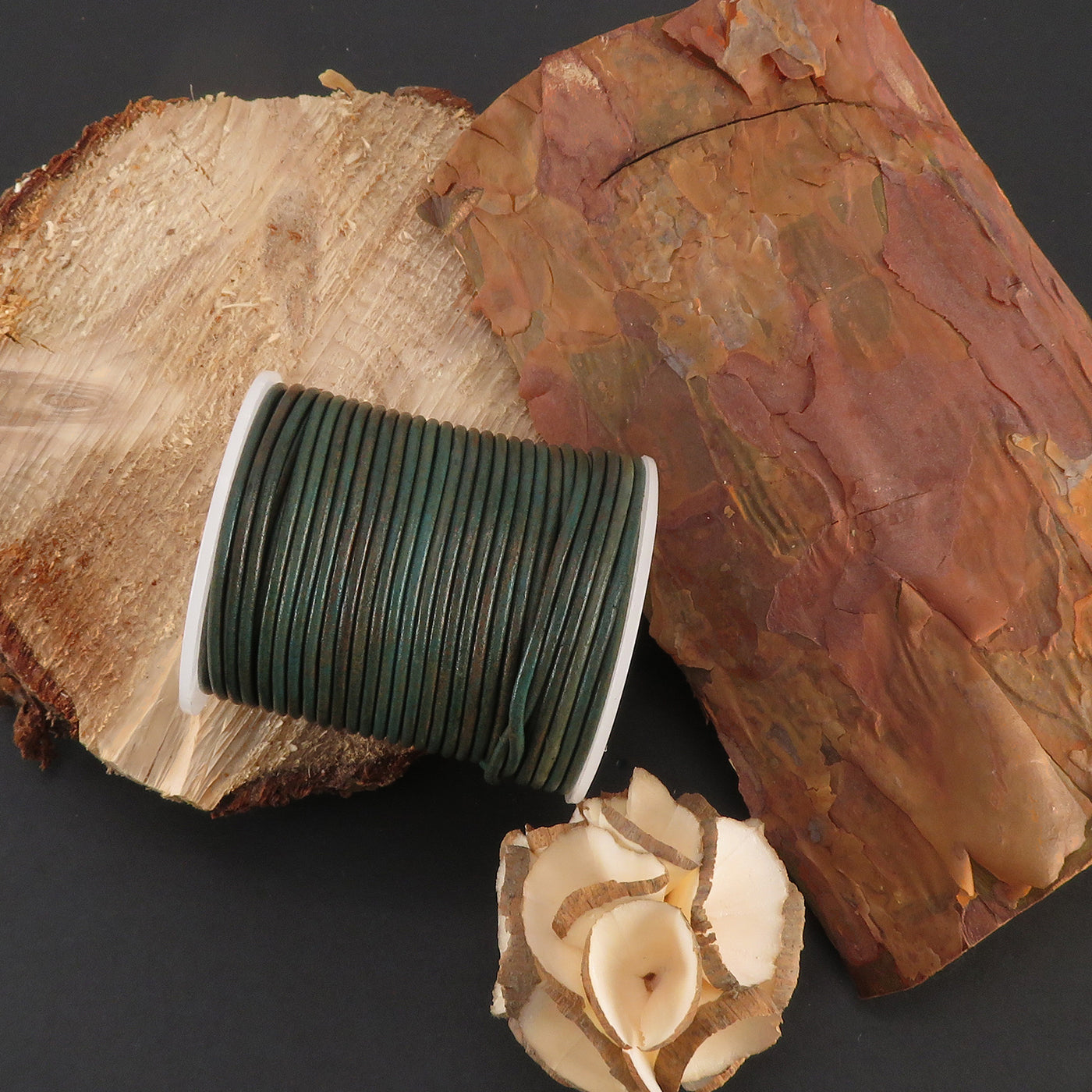 esnado Lederschnur Rund 2 mm - Bicolor Türkis/Türkis. Länge: 25 m auf Rolle