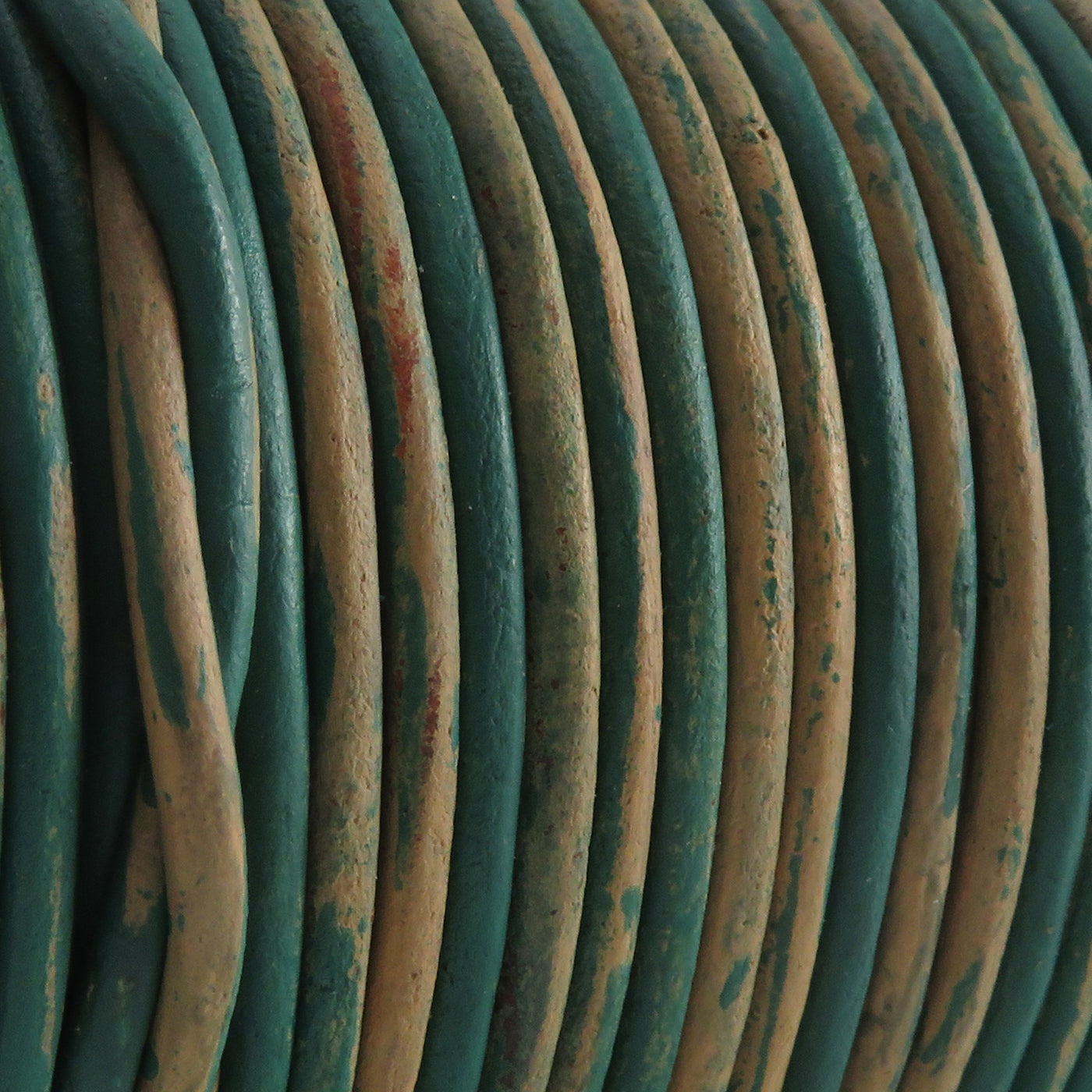 esnado Lederschnur Rund 2 mm - Bicolor Türkis/Beige. Länge: 25 m auf Rolle