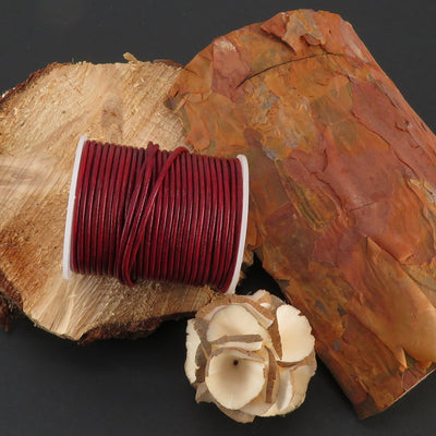 esnado Lederschnur Rund 2 mm - Bicolor Weinrot/Weinrot. Länge: 25 m auf Rolle