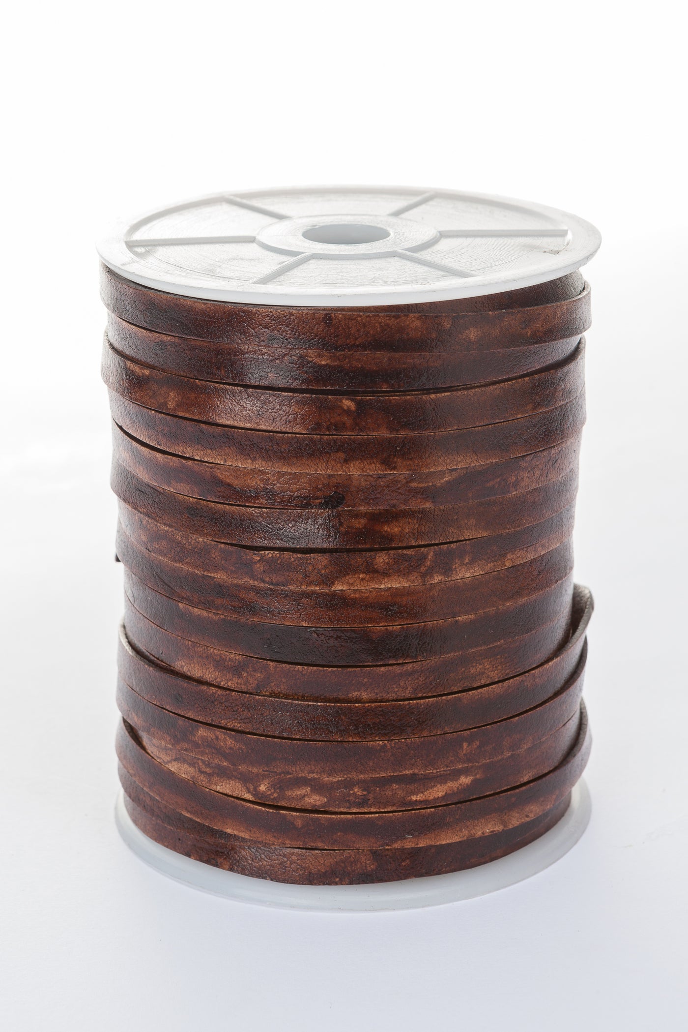 esnado Lederband flach, 7 mm x 1,5 mm - Antik Braun