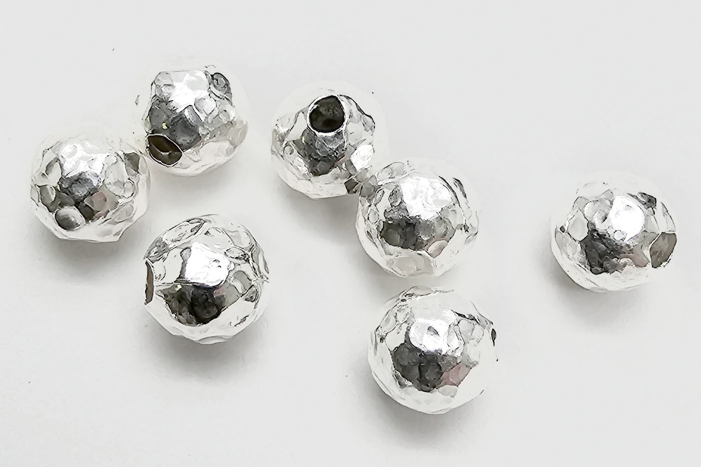 Perlen aus 925 Silber, Ø 6 mm, gehämmert