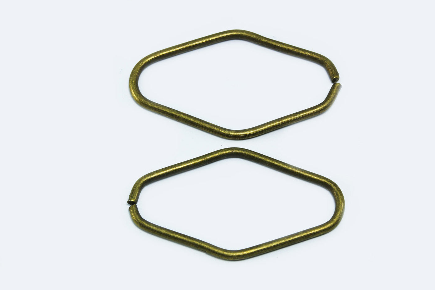 Binderinge, Raute, 40 x 22 mm, bronzefarben