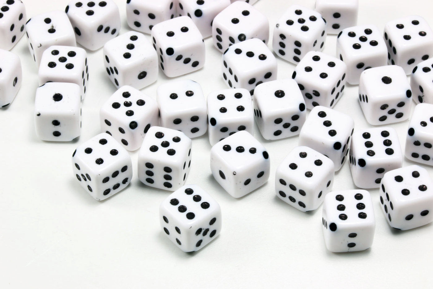 Spielwürfel Perlen, 10 mm, 20 Stück