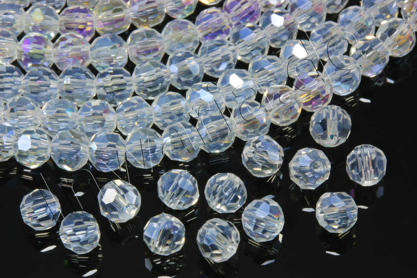 Kristallperlen, rund, Ø 4 mm, facettiert