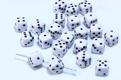 Spielwürfel Perlen, 6 mm, 50 Stück
