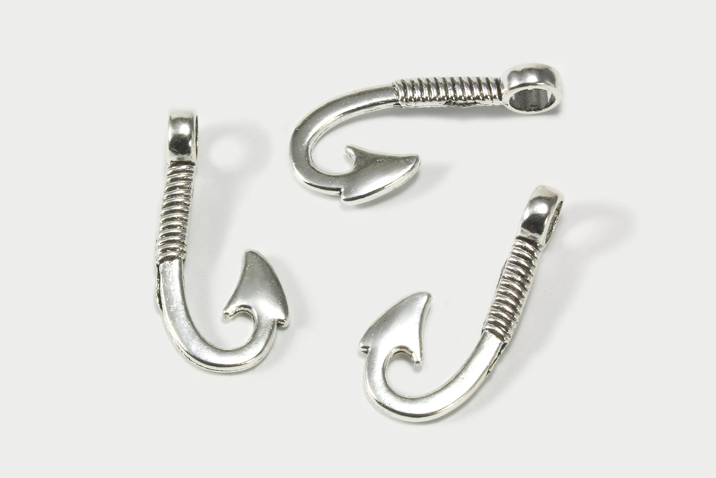 Anhänger Haken, 30 x 14 mm, 3 Stück