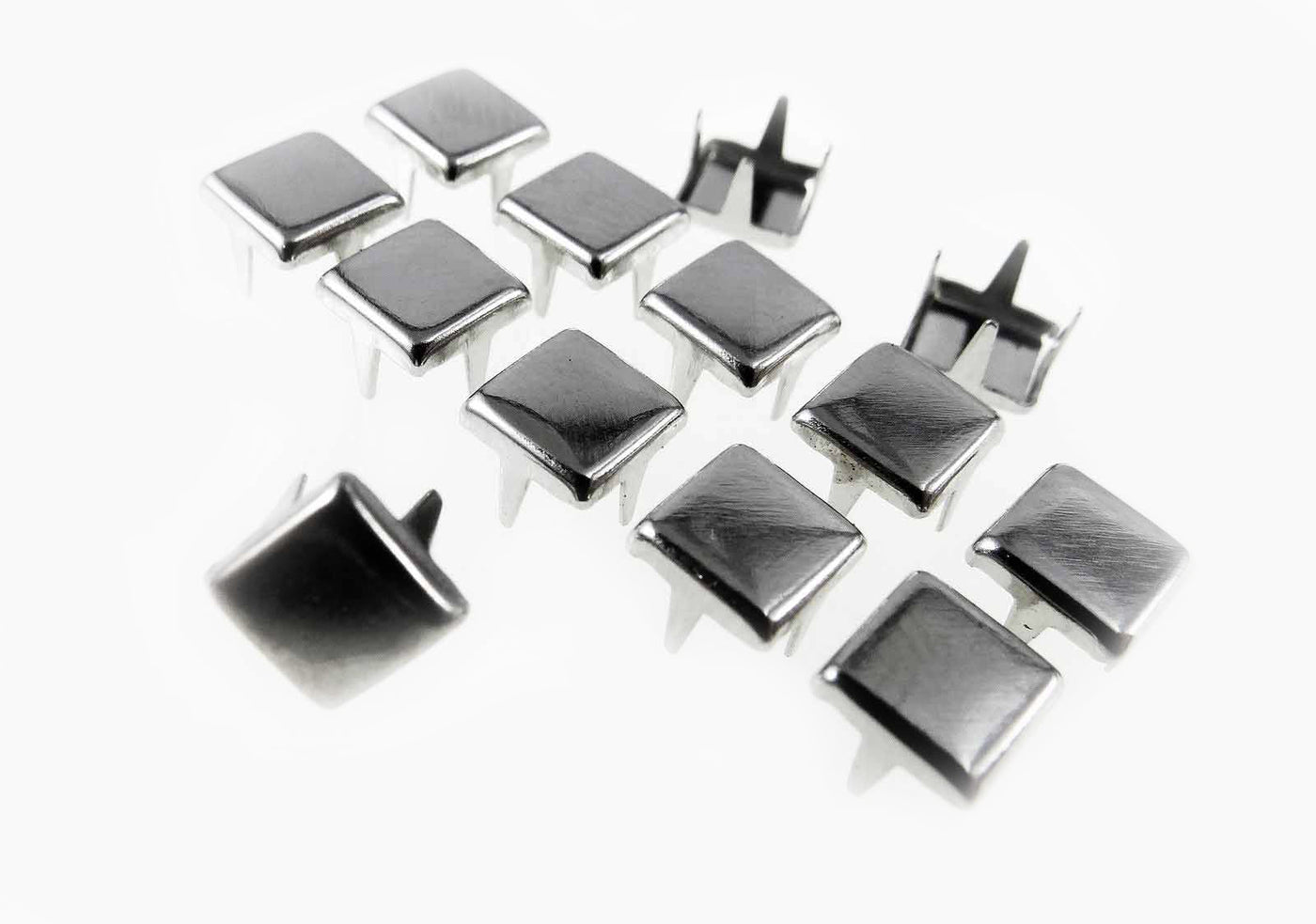 Zierniete Viereck, 6 x 6 mm, 20 Stück