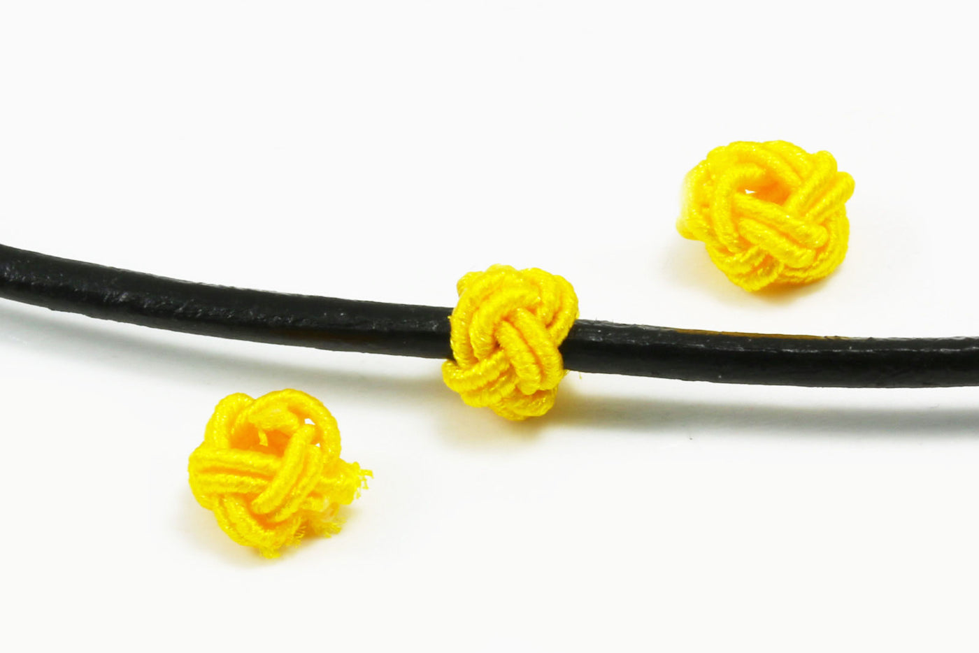 Textillperle, 6,5 x 4,5 mm, 10 Stück
