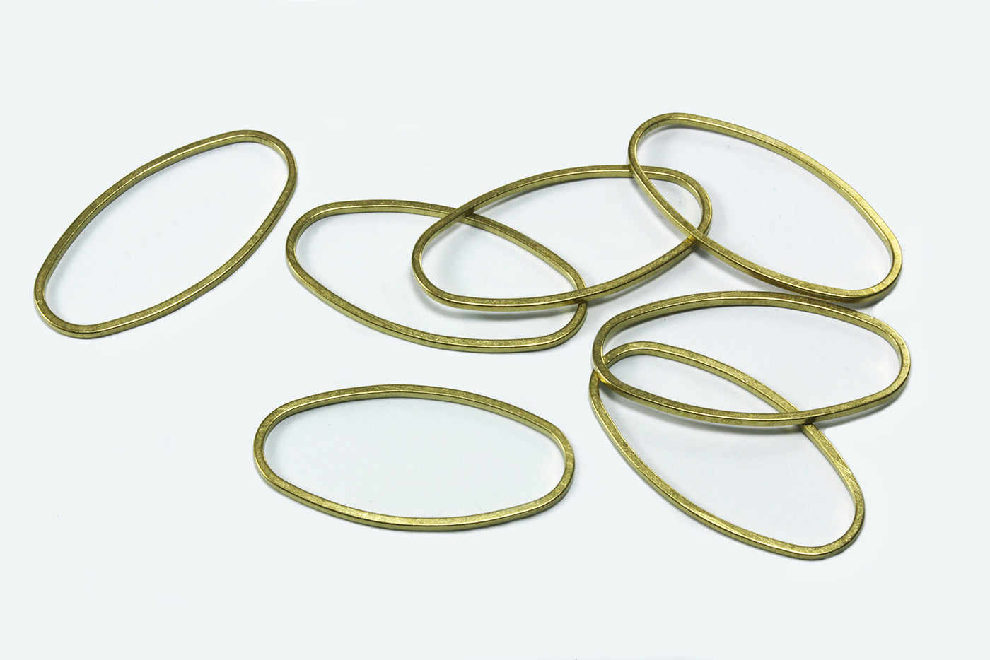 Verbinder aus massivem Messing, Oval, 30 x 15 mm