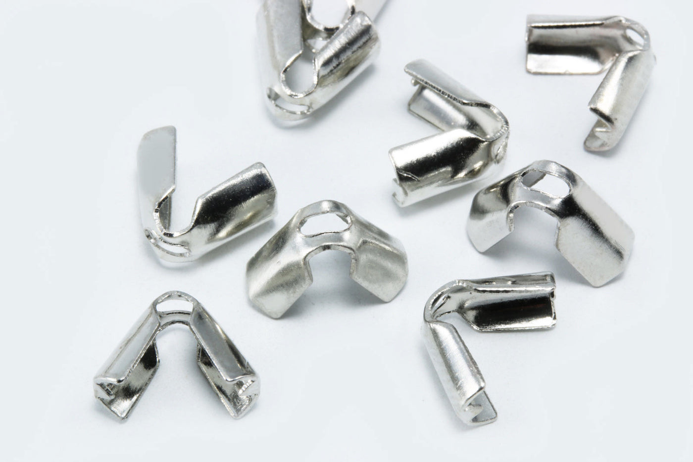 Endkappen für Bänder bis 3 mm, mit Loch