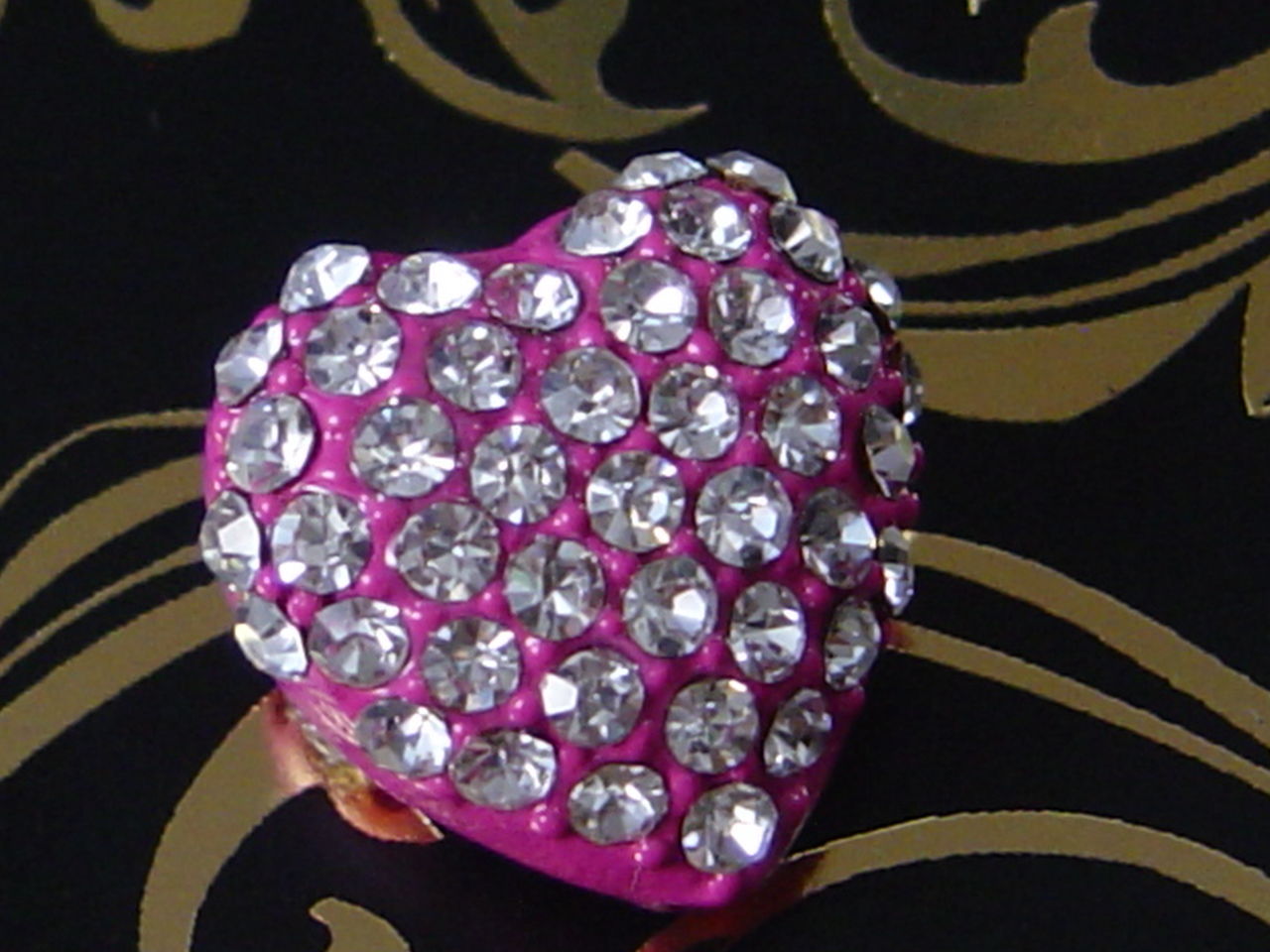 Strassperle in Herzform, 16 x 16 mm, rosa, Metallperle