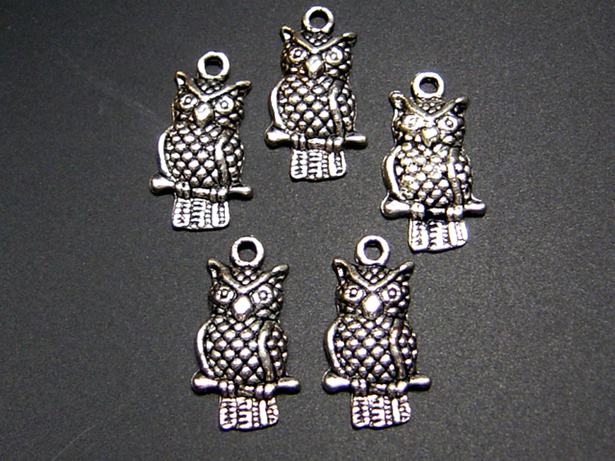 Anhänger Eule, 21 x 12 mm, silberfarben, 5 Stück
