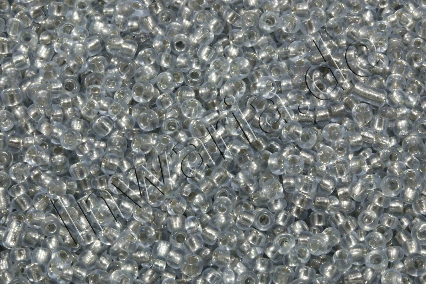Rocailles mit Silbereinzug, Ø 3 mm, 20/100 g