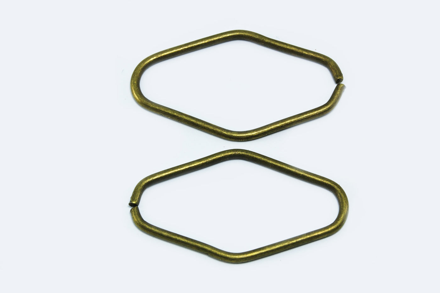 Binderinge, Raute, 40 x 22 mm, bronzefarben