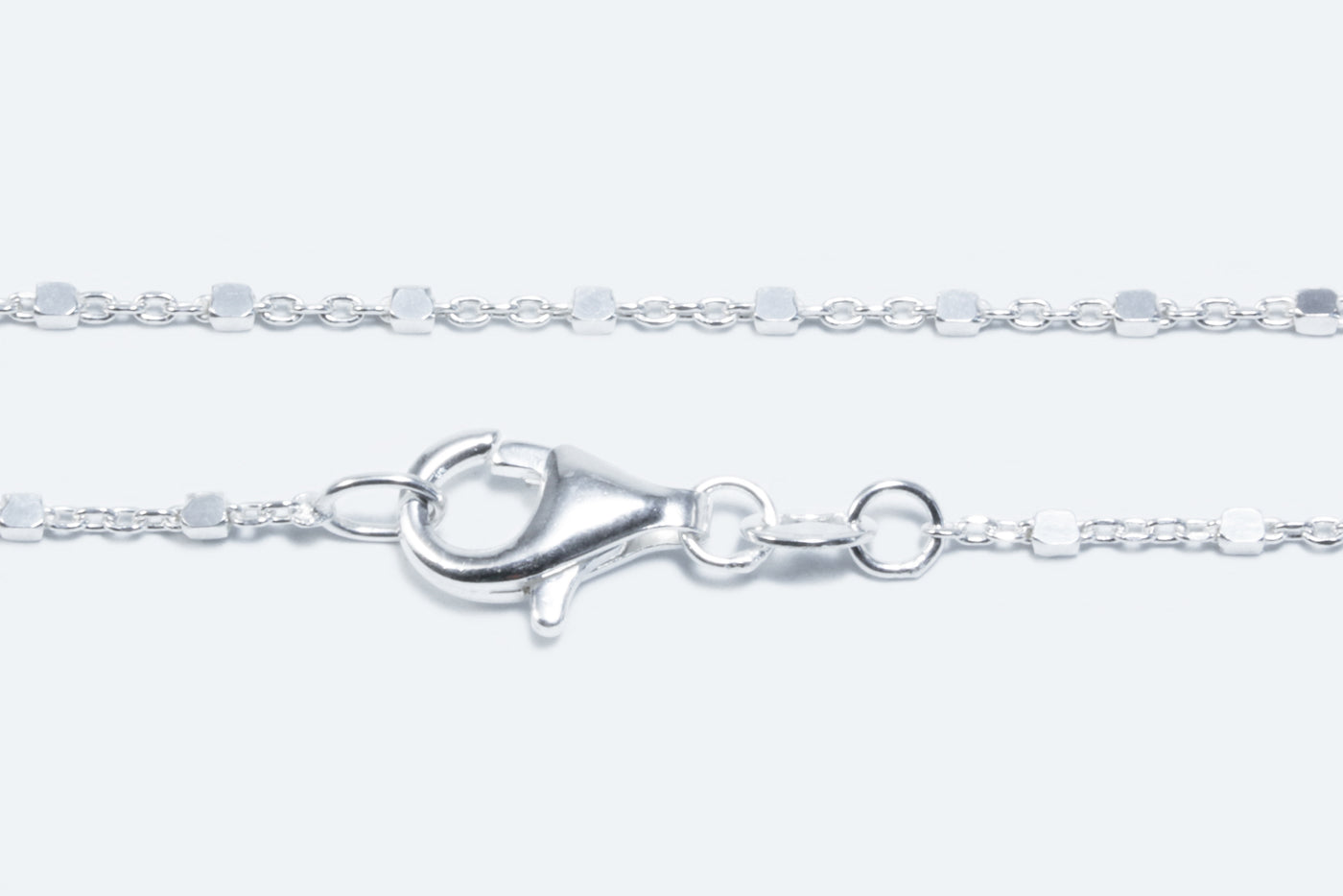 Ankerkette mit Würfeln aus 925 Silber, mit Karabinerverschluss
